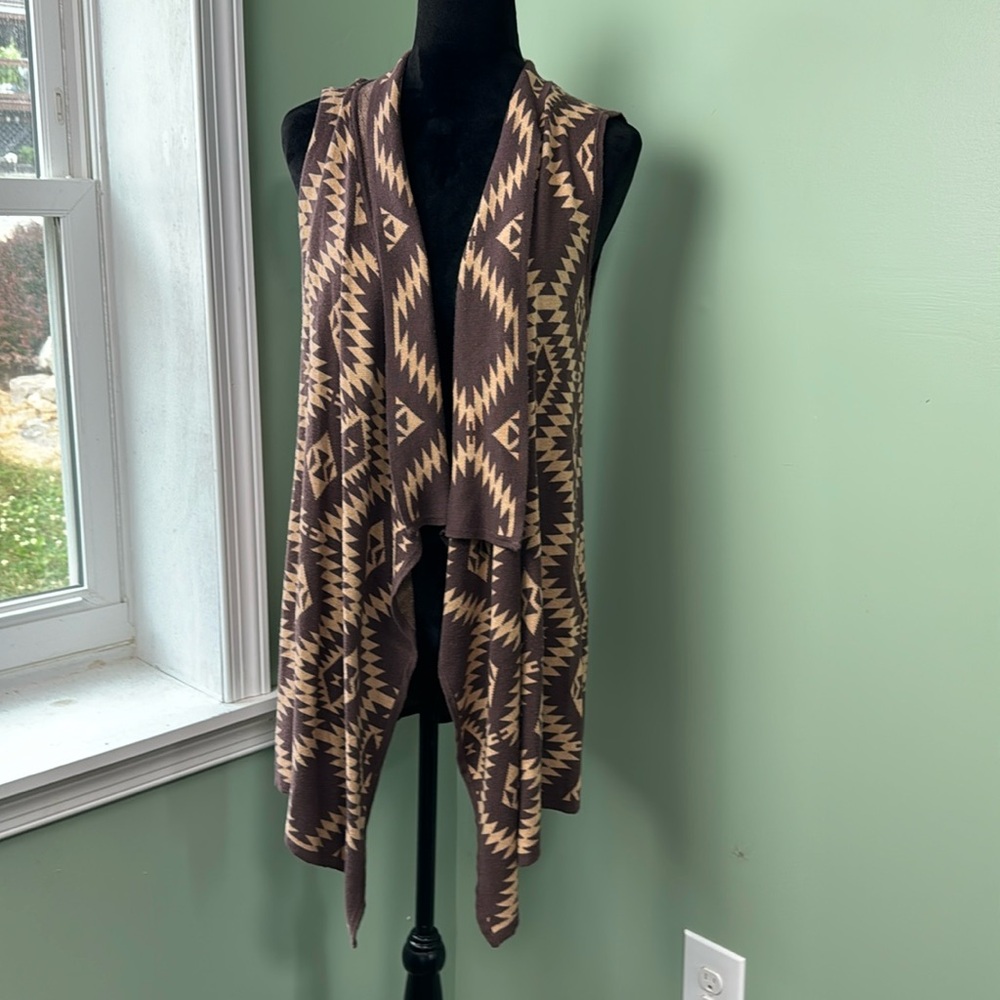C brown and tan Aztec waterfall sweater vest small